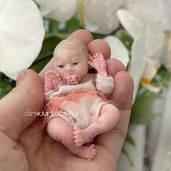 Миниатюрная кукла младенец Алёна. Миниреборн