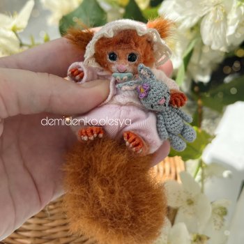 Костюмчик и аксессуары для белочки Раи