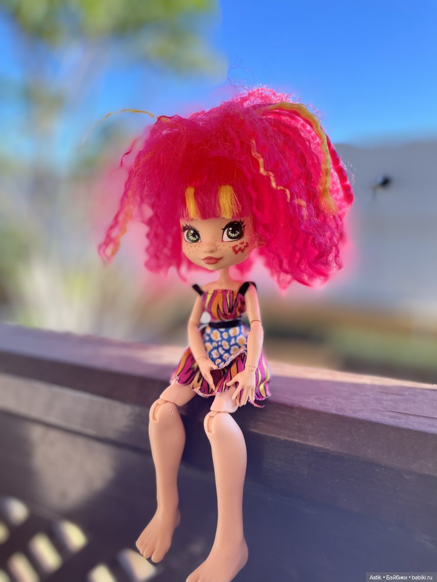 Шкодница Cave Club Эмберли (Emberly), Mattel GNL96