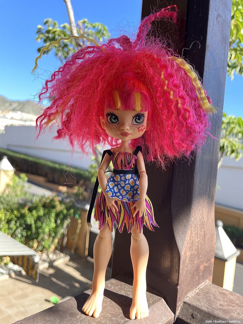 Шкодница Cave Club Эмберли (Emberly), Mattel GNL96 (фото 6)