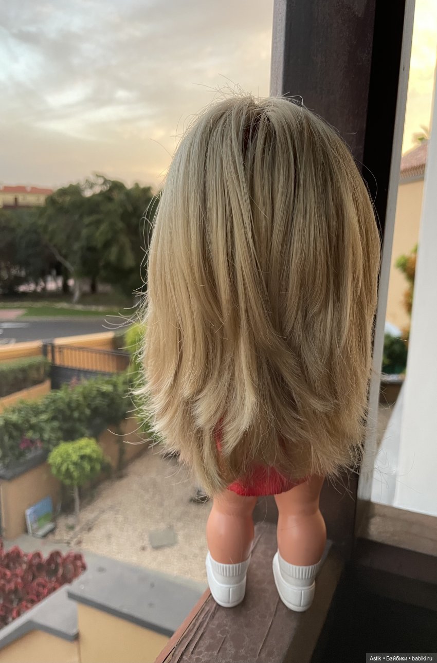 Кукла Mattel Bebe Tip-Tap 1968 год + каталог с Barbie (фото 4)