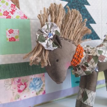 Тёмная лошадка