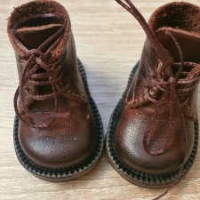 Настоящие, хоть и кукольные