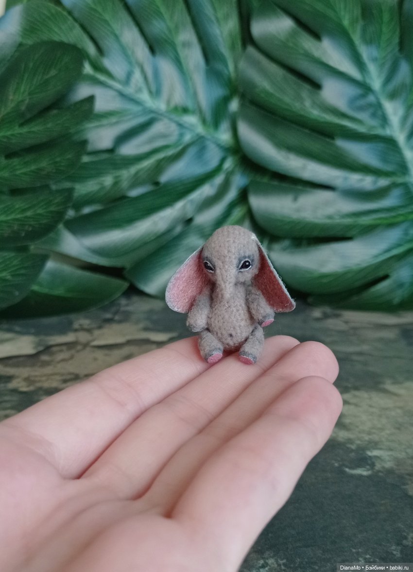 История Слони — Вязаные игрушки и амигуруми: крючком