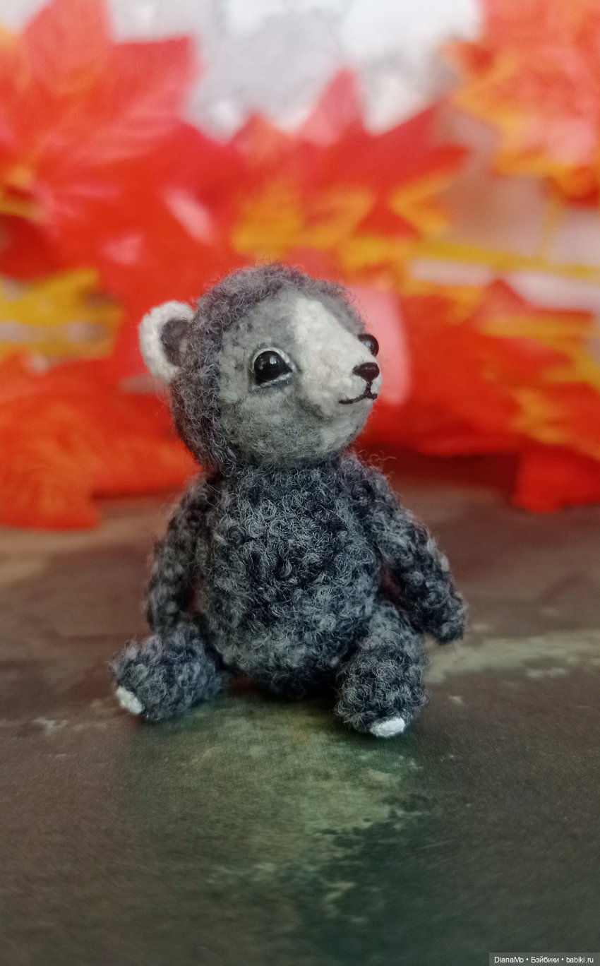 Оливер. Необычный мишка в милой шапочке (фото 6)