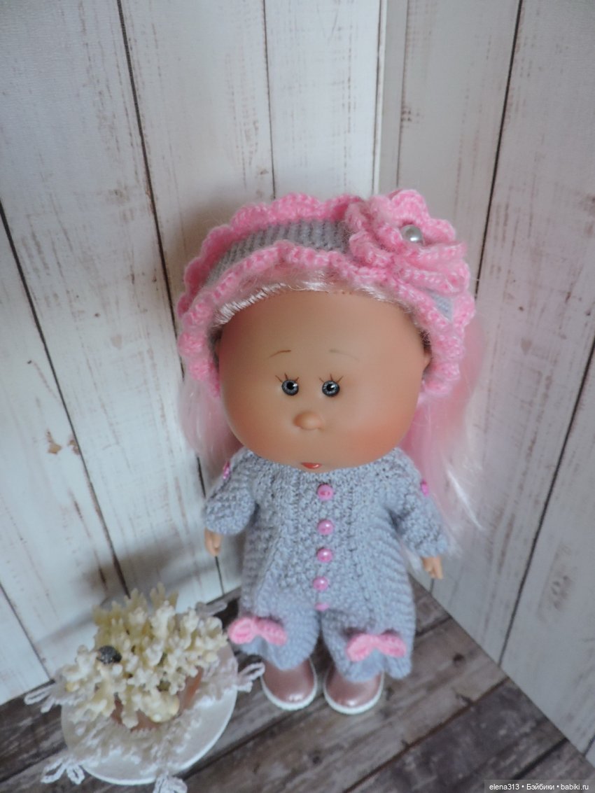 Наряжаемся. Кто с нами — Куклы Nines d'Onil (Нинес): Миа (Mia) (фото 3)