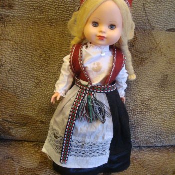 помогите оценить куклу