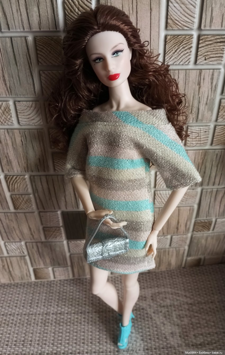 Ещё одна новенькая китайская Looks - Фрэя