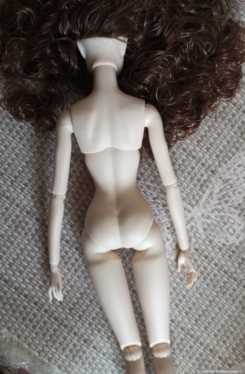 Ещё одна новенькая китайская Looks - Фрэя (фото 3)