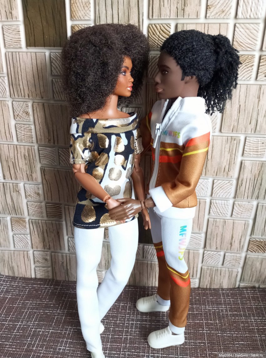 Новогодняя телепрограмма - Мелодии и ритмы зарубежной эстрады, песня "Я буду жить"/"Я выживу" (фото 3)