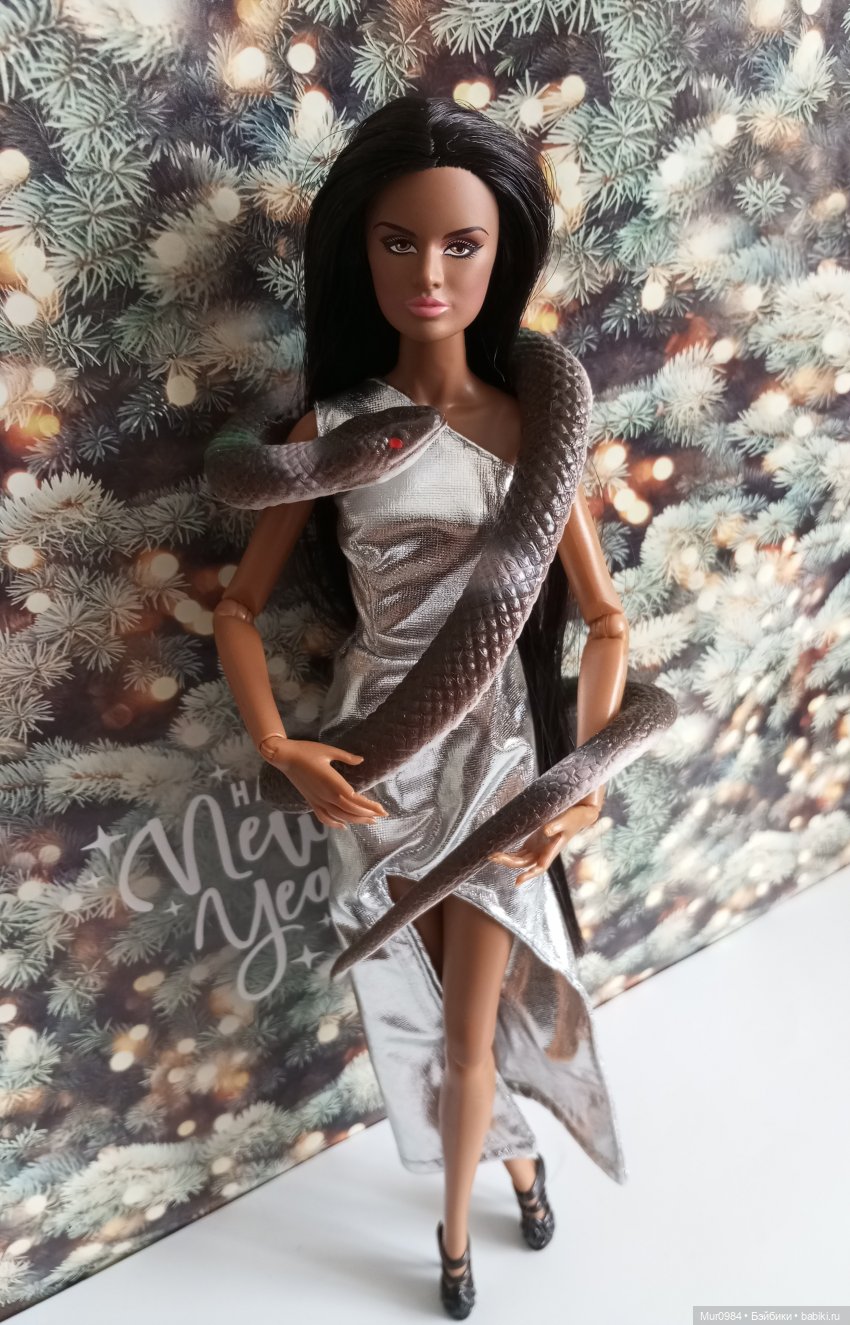 Камила и змей (символ 2025г.) (фото 2)