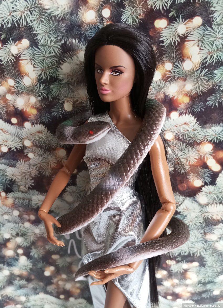 Камила и змей (символ 2025г.) (фото 4)