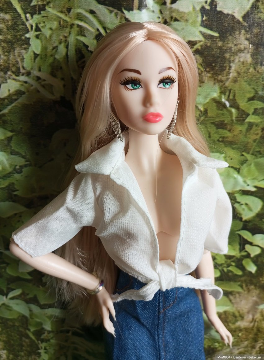 Две новенькие девушки из Китая