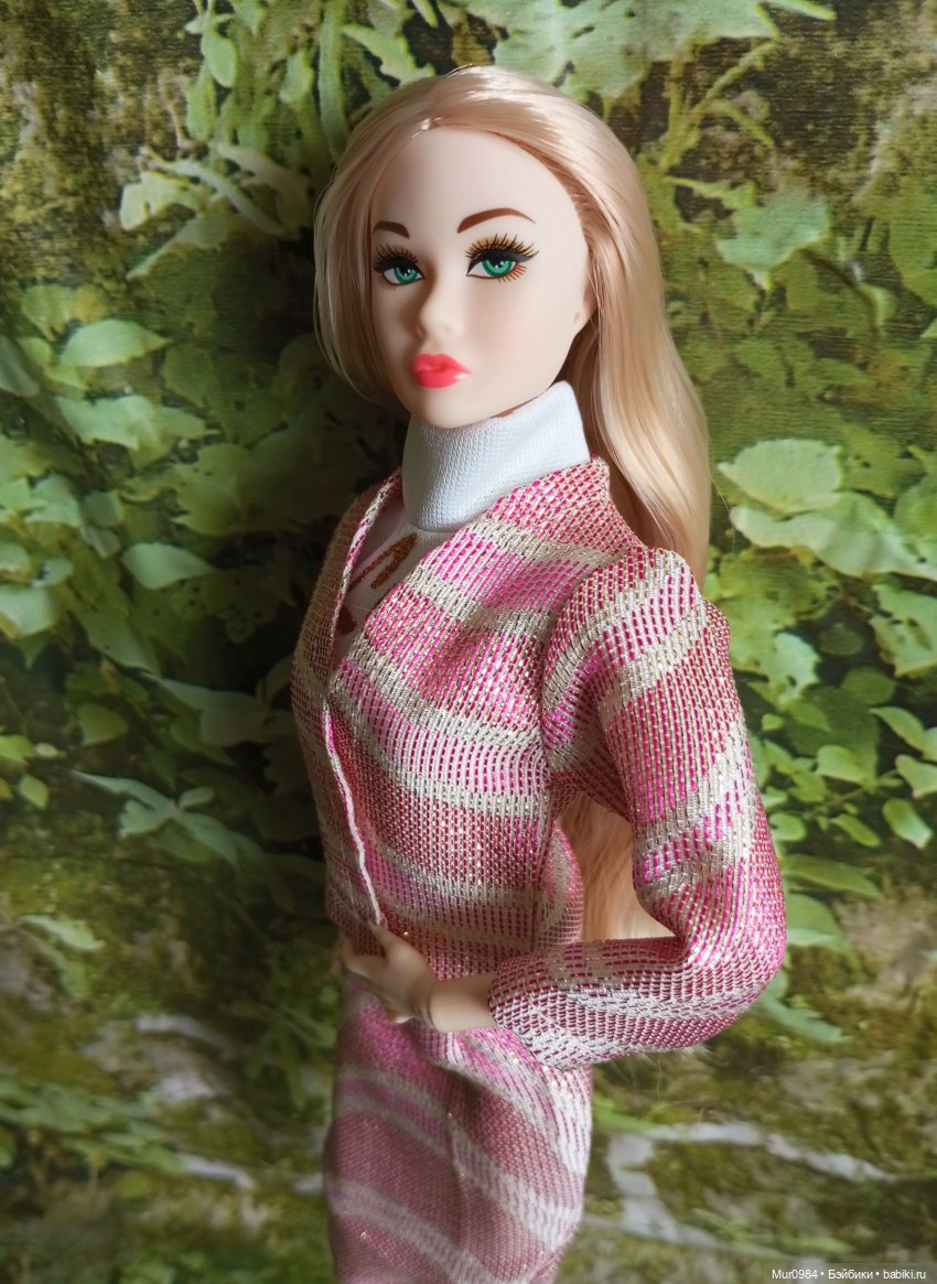 Две новенькие девушки из Китая