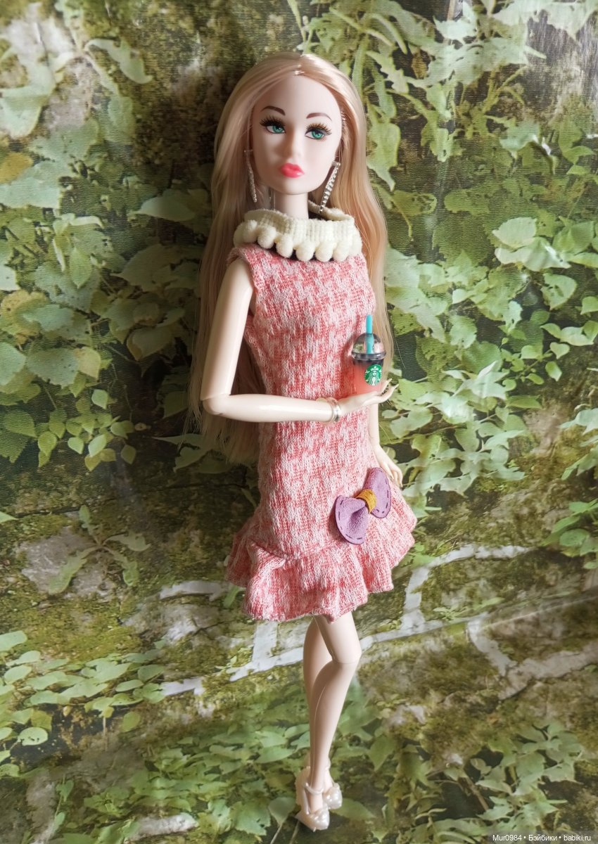 Две новенькие девушки из Китая