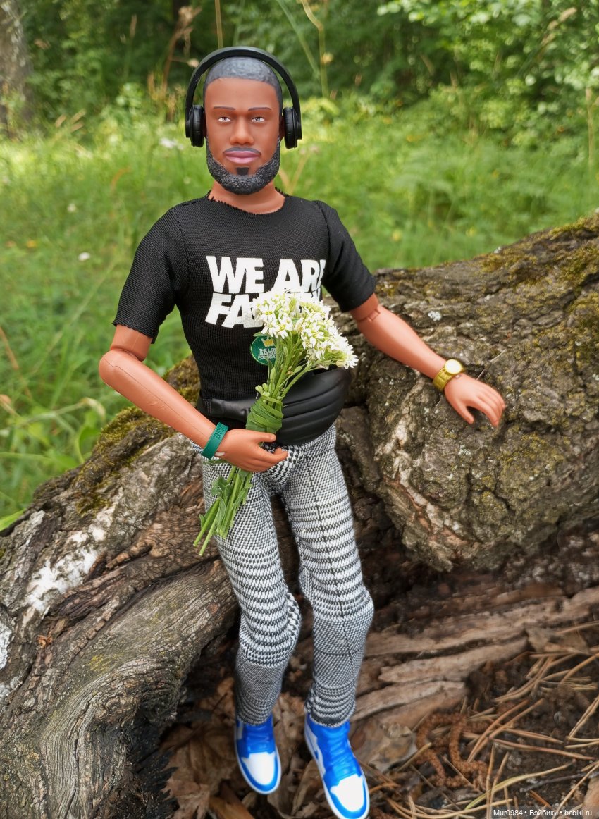 Аналог баскетболиста LeBron James | Бэйбики Аналог баскетболиста LeBron James