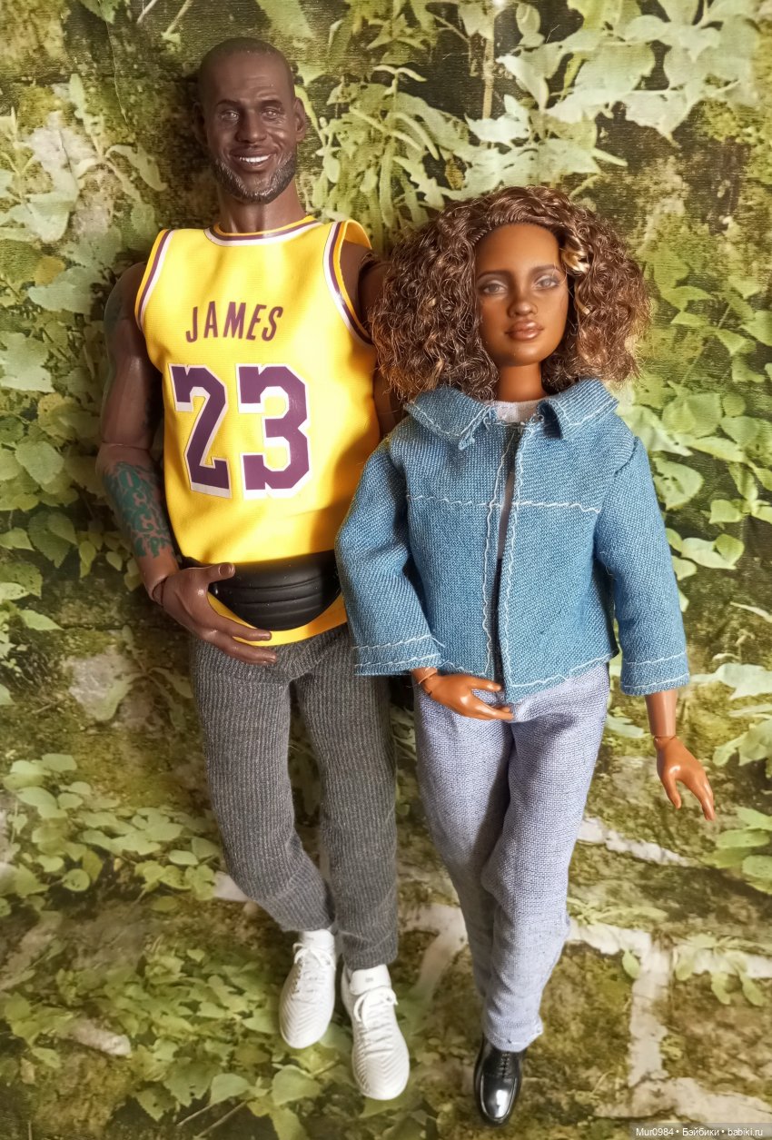 Ещё один баскетболист - экшен LeBron James