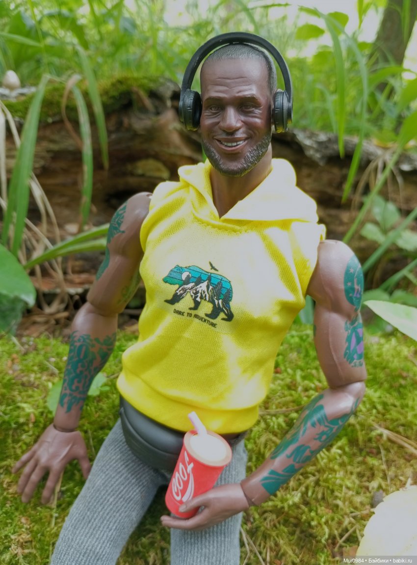 Ещё один баскетболист - экшен LeBron James