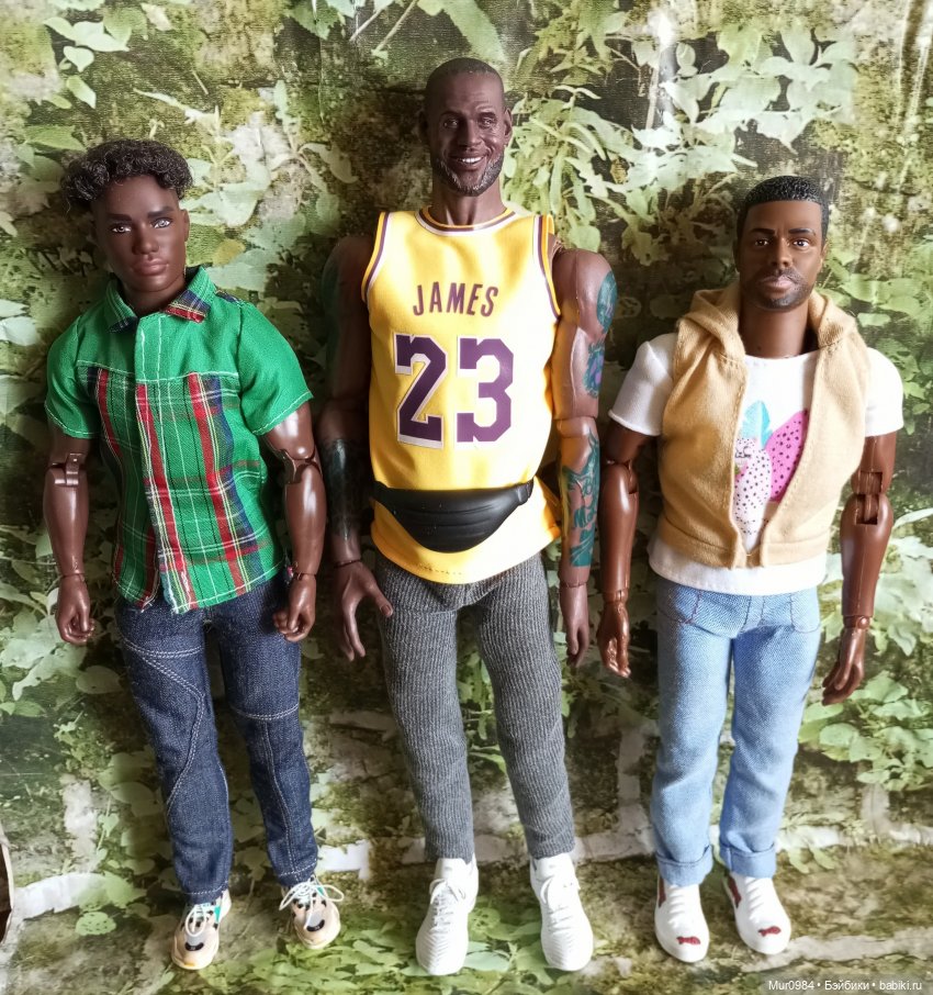 Ещё один баскетболист - экшен LeBron James