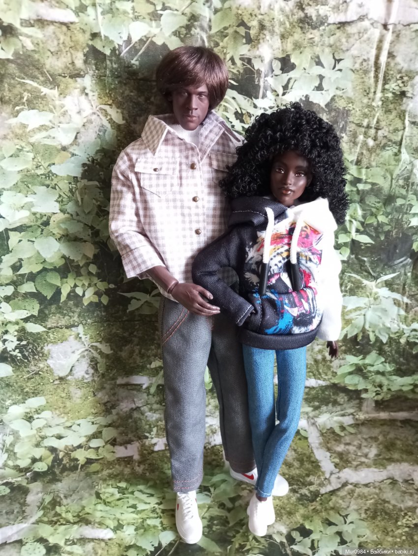 У нас ещё один баскетболист - Джеффри