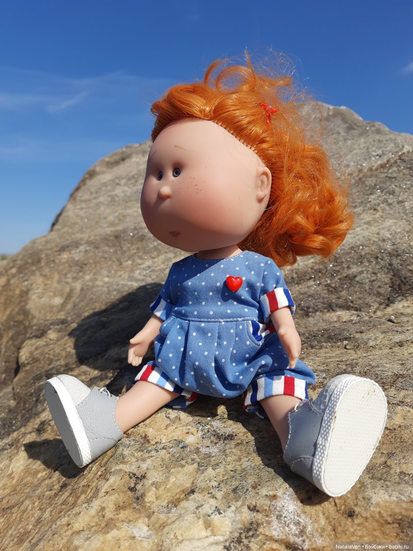 Иванкино лето, или Мия Nines D'Onil открывает большой мир (фото 8)