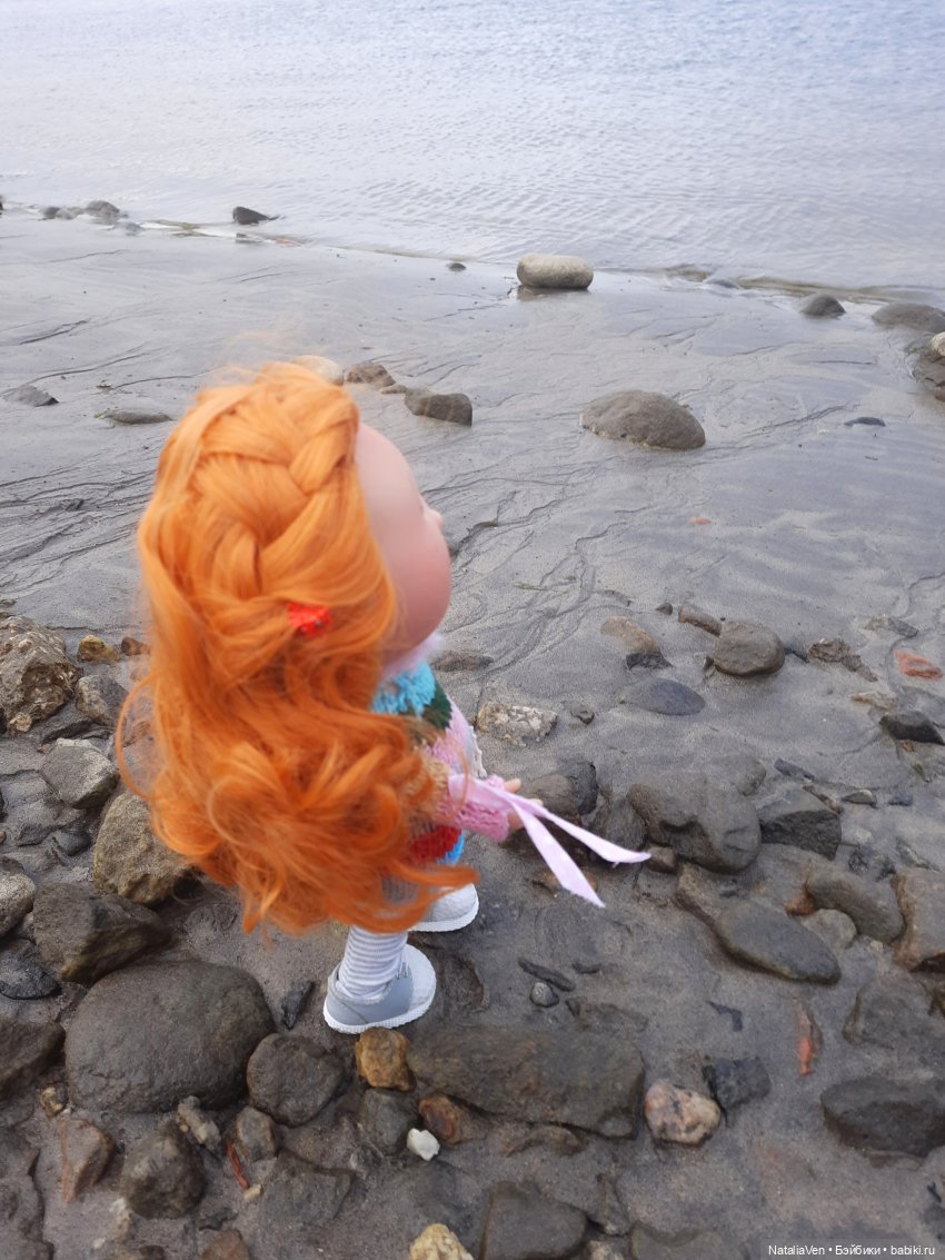 О Мини-Пухе, Пятачке, осенних берегах и полосочках для Мии, или Иванка получает посылку