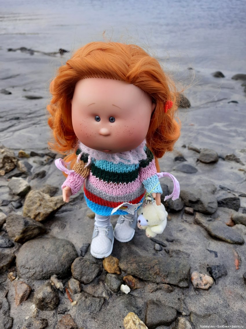 О Мини-Пухе, Пятачке, осенних берегах и полосочках для Мии, или Иванка получает посылку