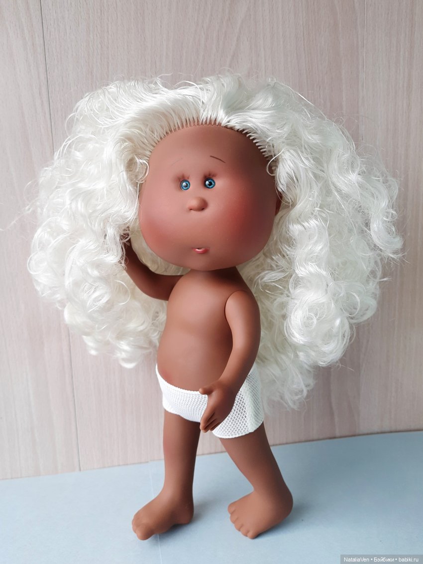 Девочка с Жемчужными Волосами или Мия Nines D'Таргариен