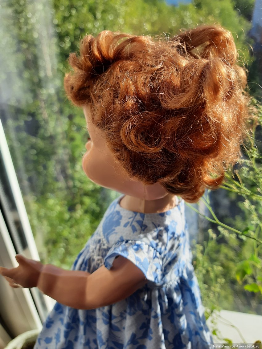 Об удивительных кукольных путях: Шагающая Энни - Roddy Walker 14", Англия 1950-х, твердый пластик