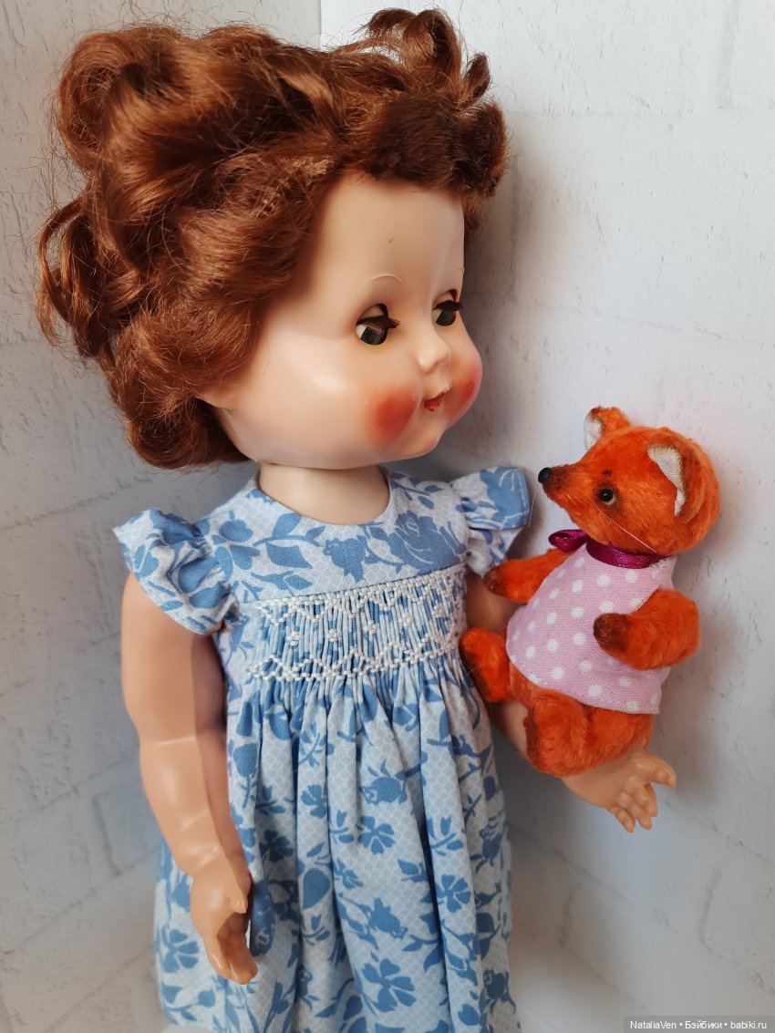 Об удивительных кукольных путях: Шагающая Энни - Roddy Walker 14", Англия 1950-х, твердый пластик