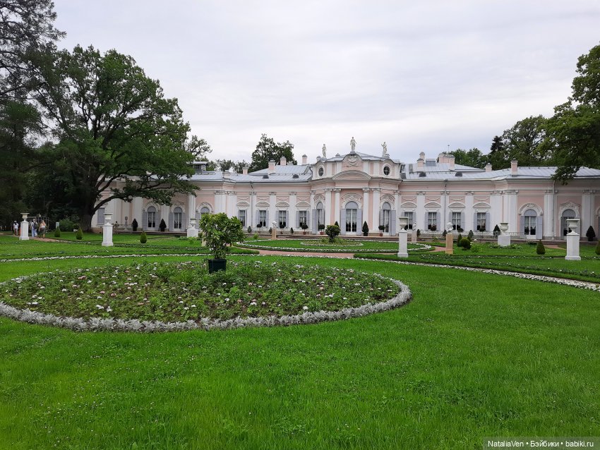 Лето с Минуш - Элен и тихая красота Ораниенбаума