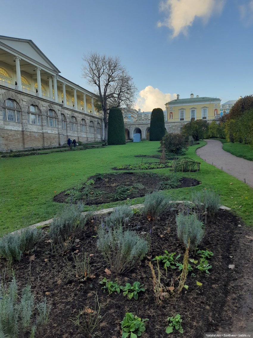 Прогулки с Sasha Doll - об ожиданиях, Пушкине, Выборге и танце с осенью