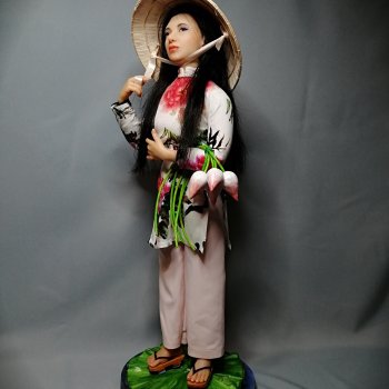 Авторская кукла Вьетнамский лотос