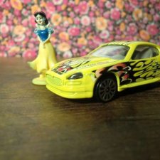 Автомобиль для Белоснежки.