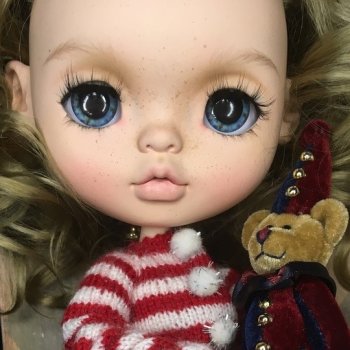 Маленькая мечтательница 🥰 или просто будущая Циркачка 🤡 🎪