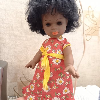 Помогите пожалуйста опознать куклу