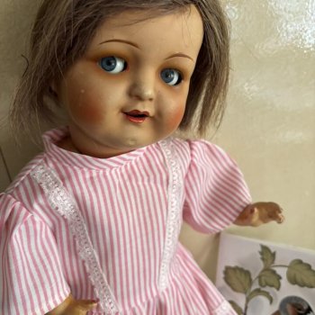 Помогите пожалуйста опознать куклу!