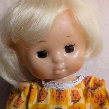 Маленькая Юлдуз...наверно пианистка.