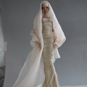 Платье полностью из песка для куклы Popovy sisters