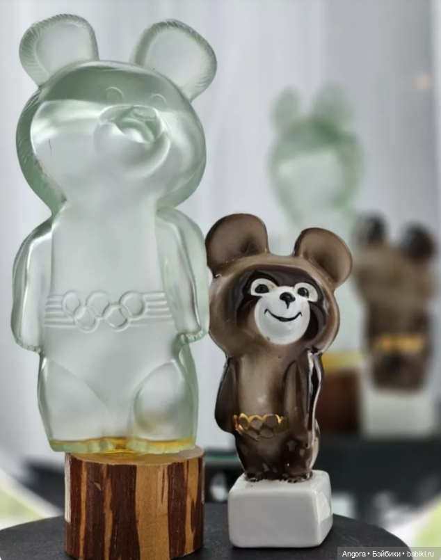 Выставка мишек "Черно - белые жемчужины", в рамках выставки "Искусство Куклы". Москва, PANORAMA360, 31 мая - 9 июня 2024