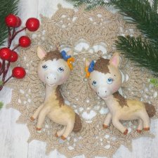 Лошадки на ёлку