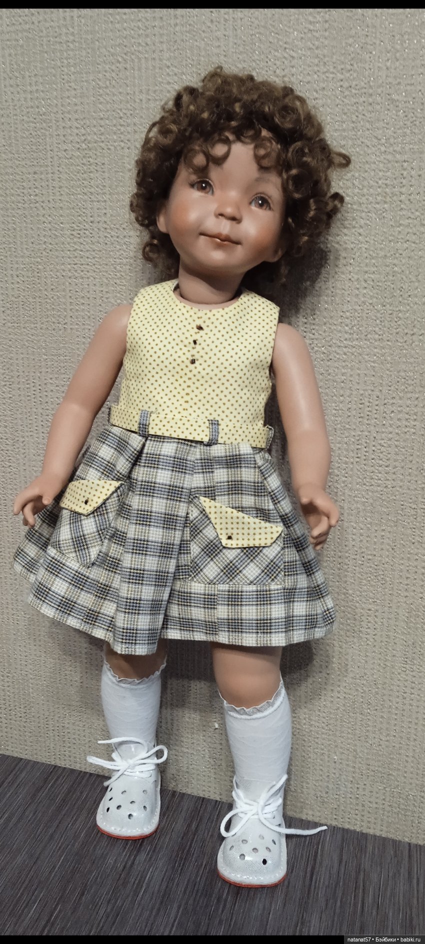 Дженни может быть и такой ( 48 см, полностью фарфоровая)
