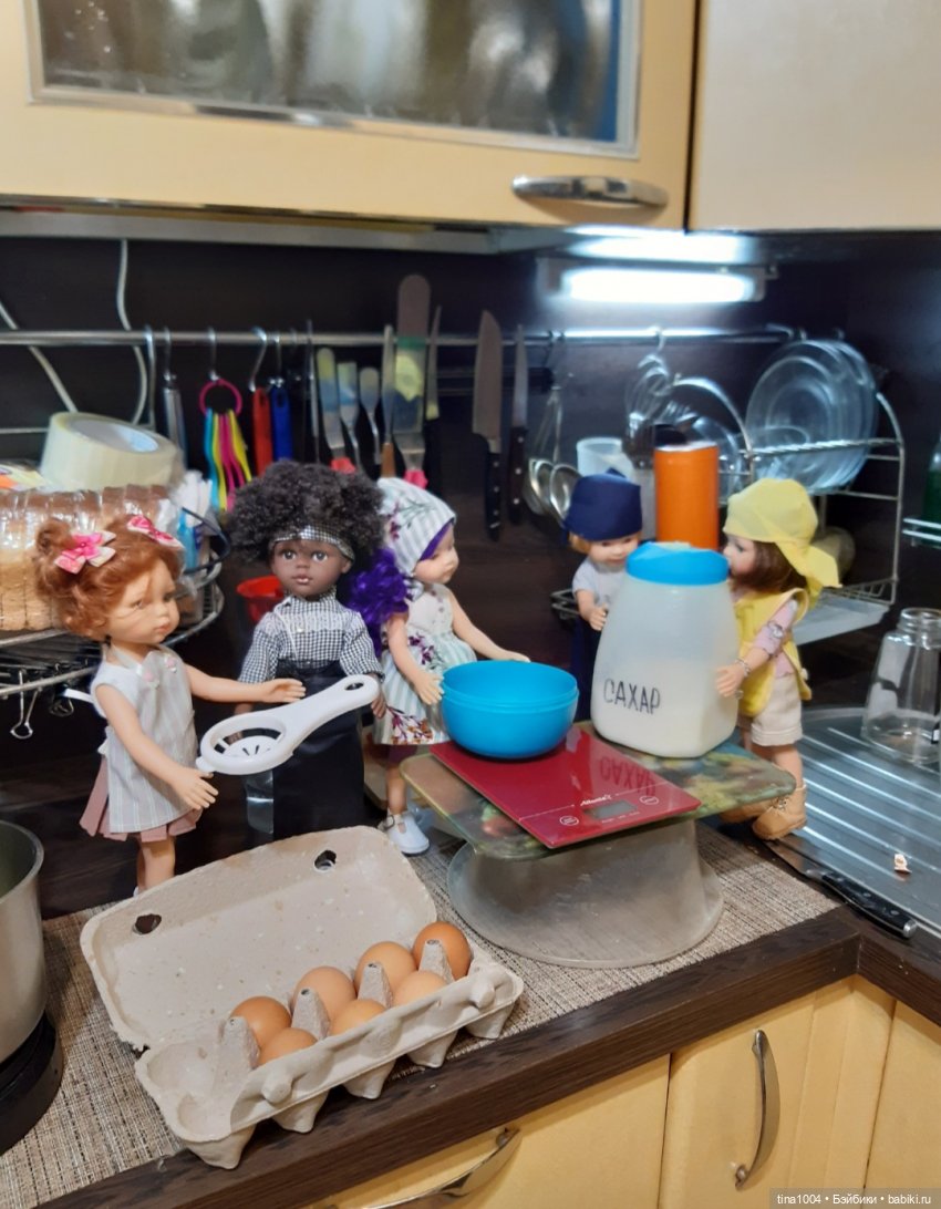 ИЗ ЖИЗНИ КУКОЛ "Как мы тортик собирали" 3ч (фото 5)