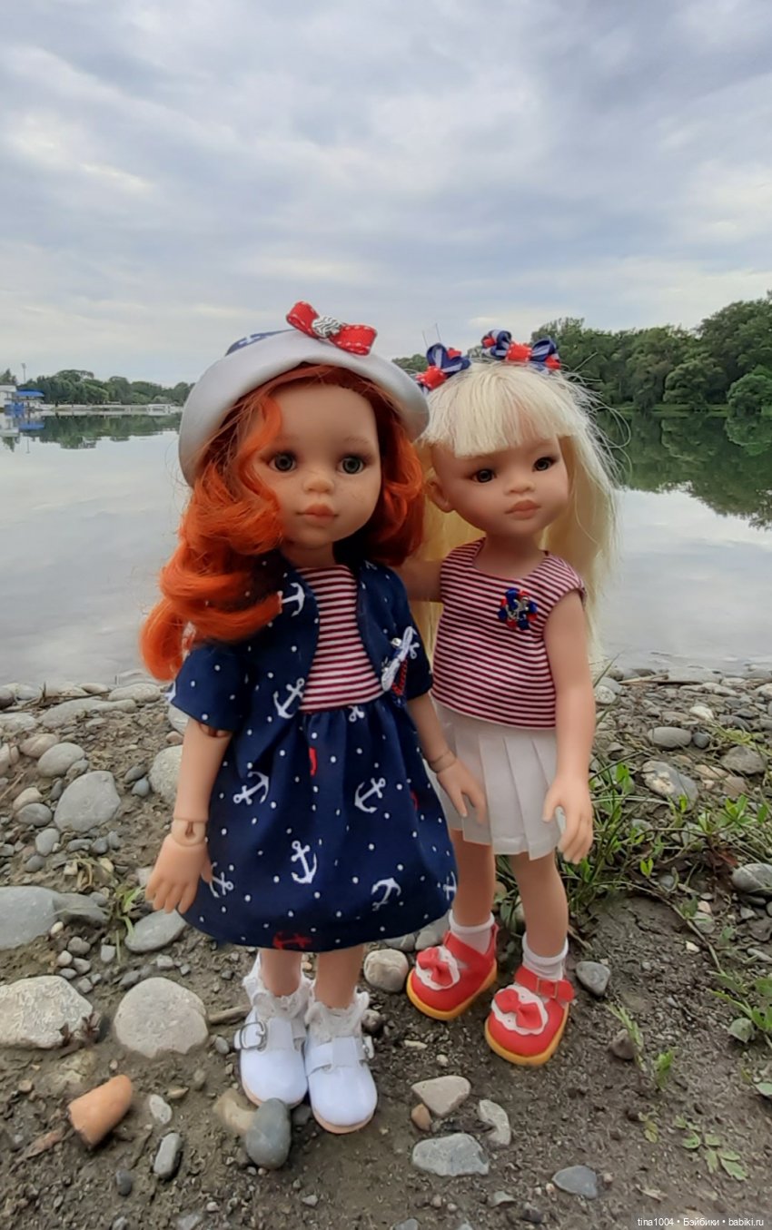 ИЗ ЖИЗНИ КУКОЛ Во что они одеваются