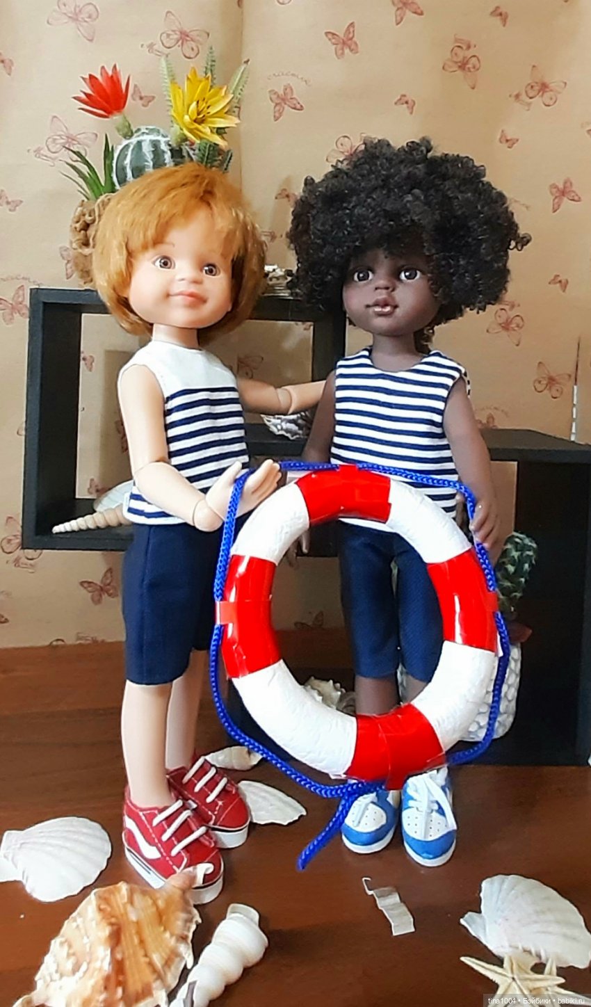 ИЗ ЖИЗНИ КУКОЛ Во что они одеваются (фото 4)