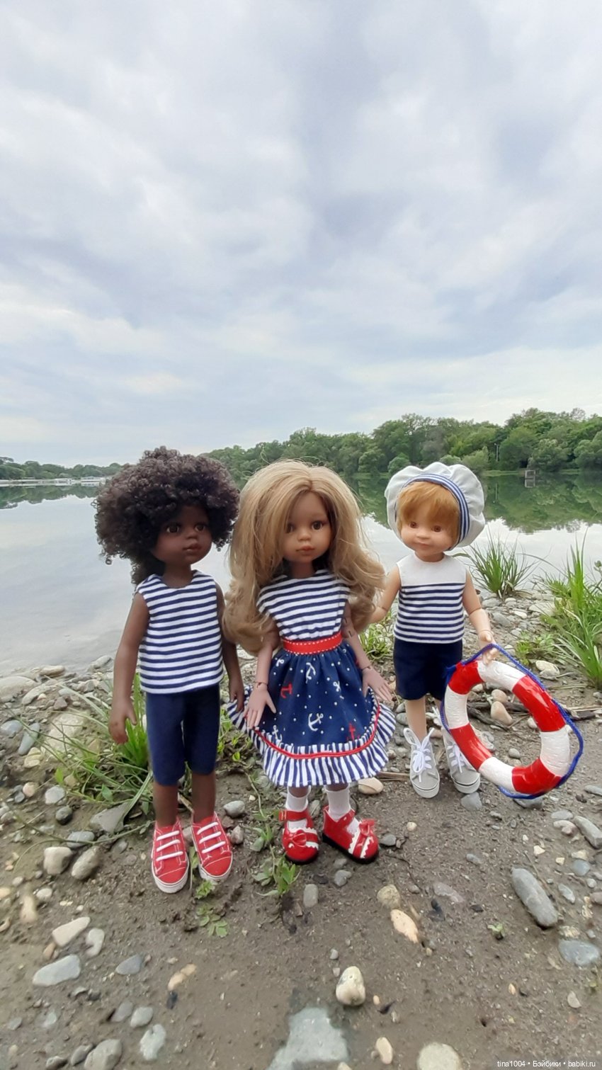 ИЗ ЖИЗНИ КУКОЛ Во что они одеваются (фото 9)