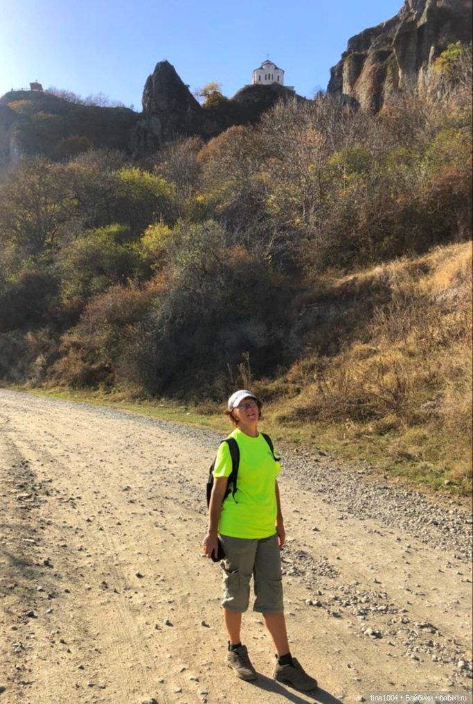 Осенние прогулки. Дорога к храму 1ч