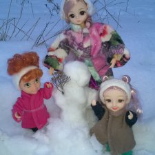 Зимняя прогулка с сёстрами