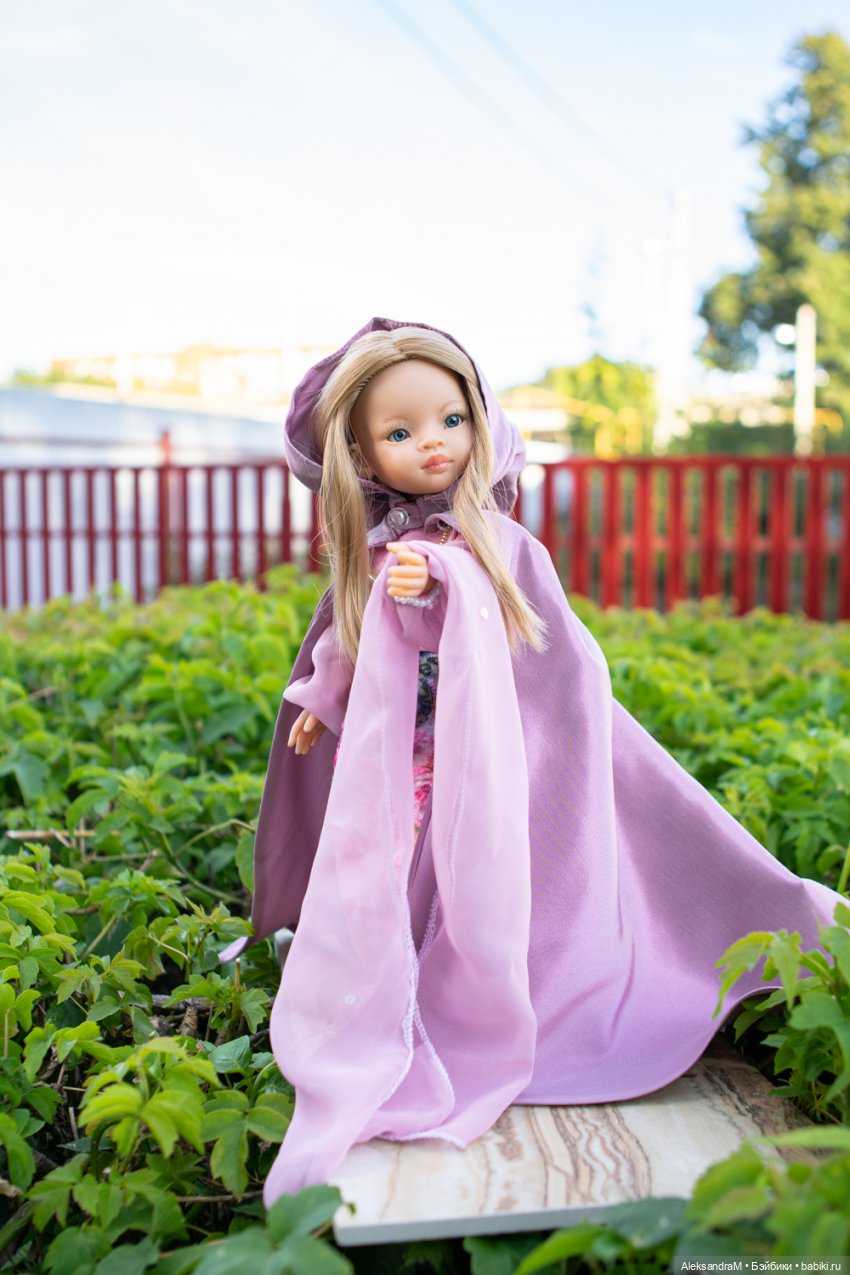 Паола Рейна в костюме Золушки