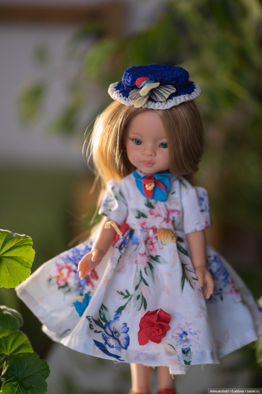 Белые платья для Паола Рейна